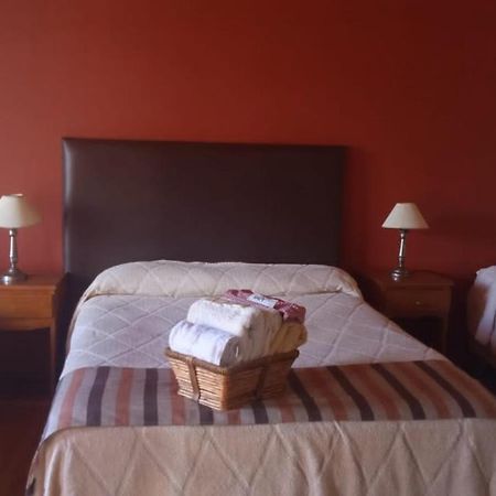 Hôtel Colonial Colon Extérieur photo